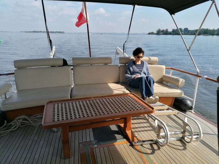 Alquiler de embarcaciones Klaassen SUPER VAN CRAFT 16m20 enLa Rochelle en Samboat