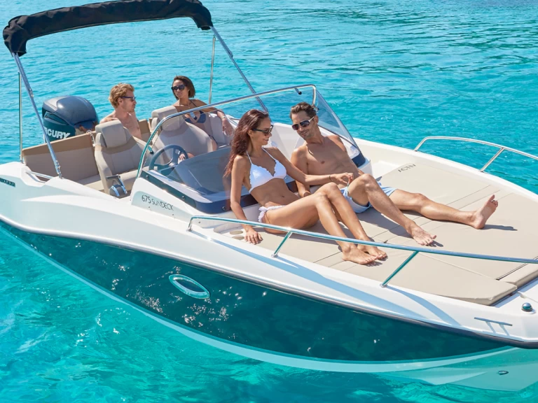 Alquiler de embarcaciones Quicksilver Activ 675 Sundeck enMedulin en Samboat