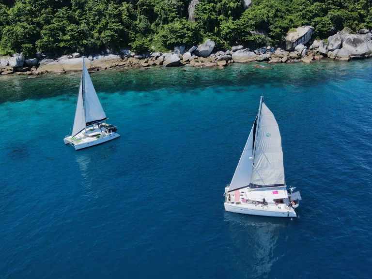 Alquiler de embarcaciones Lagoon Lagoon 421 enPhuket (City) en Samboat