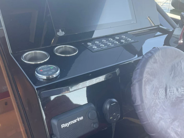 Alquiler Lancha en Saint-Laurent-du-Var - Tesoro Tesoro T40