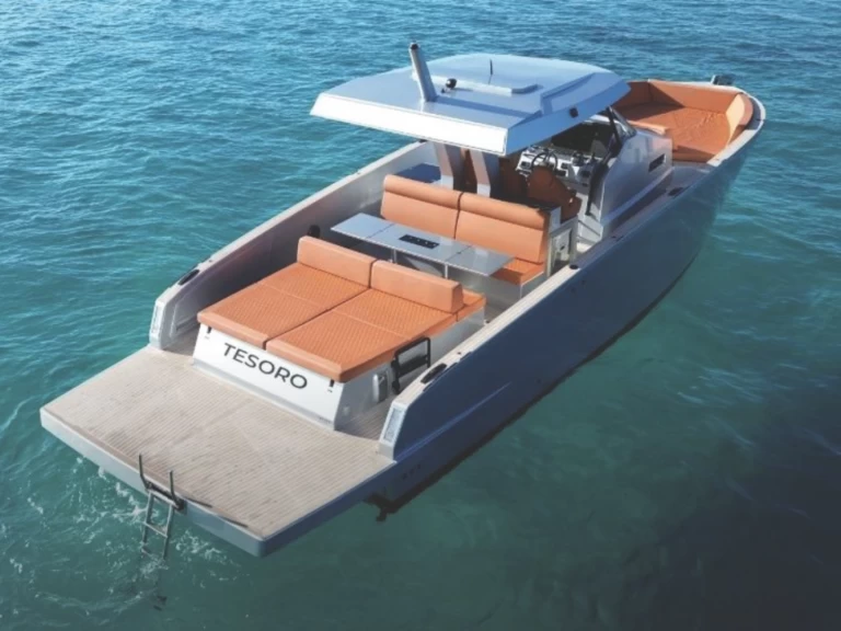 Alquiler Lancha Tesoro con o sin  título de navegación