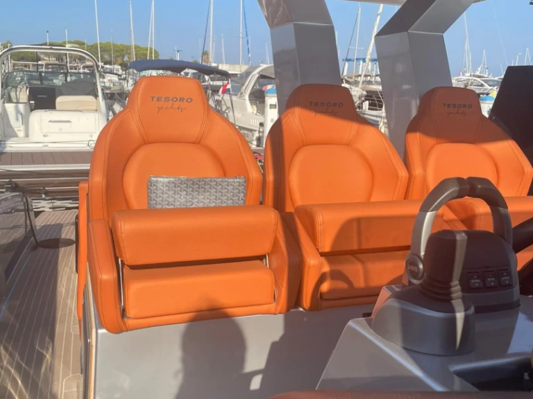 Alquiler Lancha en Saint-Laurent-du-Var - Tesoro T40