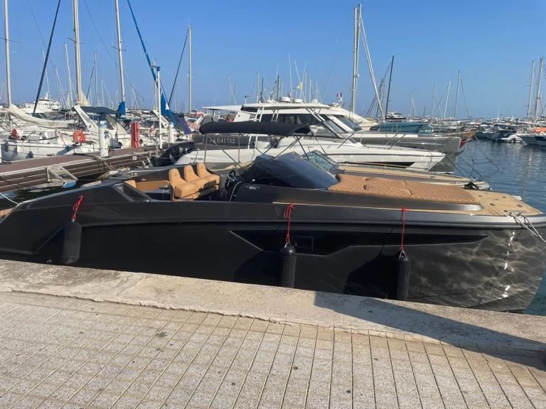 Lancha para alquilar Saint-Laurent-du-Var al mejor precio