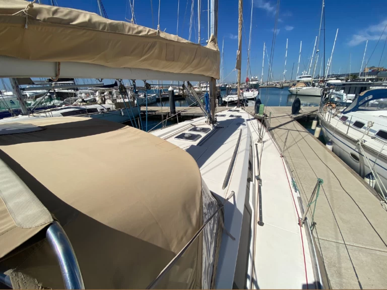 Alquiler Velero Dufour con o sin  título de navegación