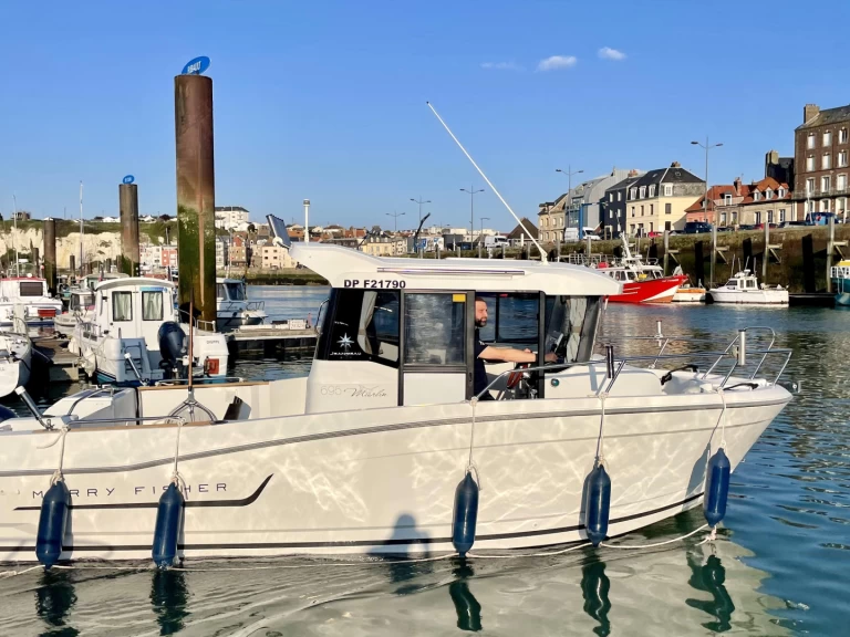 Alquiler de Jeanneau Merry Fisher 695 Marlin en Dieppe