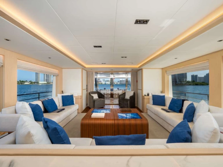 Alquiler de Gulf Craft - Majesty Yachts SANTOSH en Fort Lauderdale