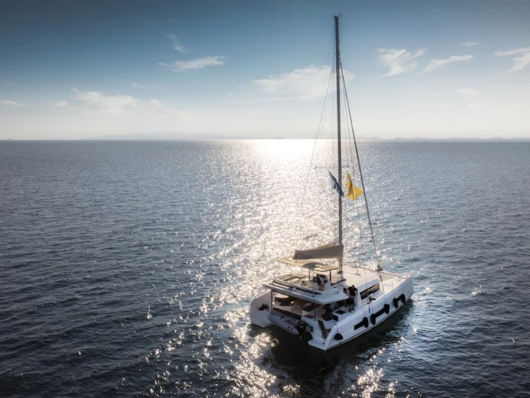 Dufour Dufour 48 de alquiler a Álimos