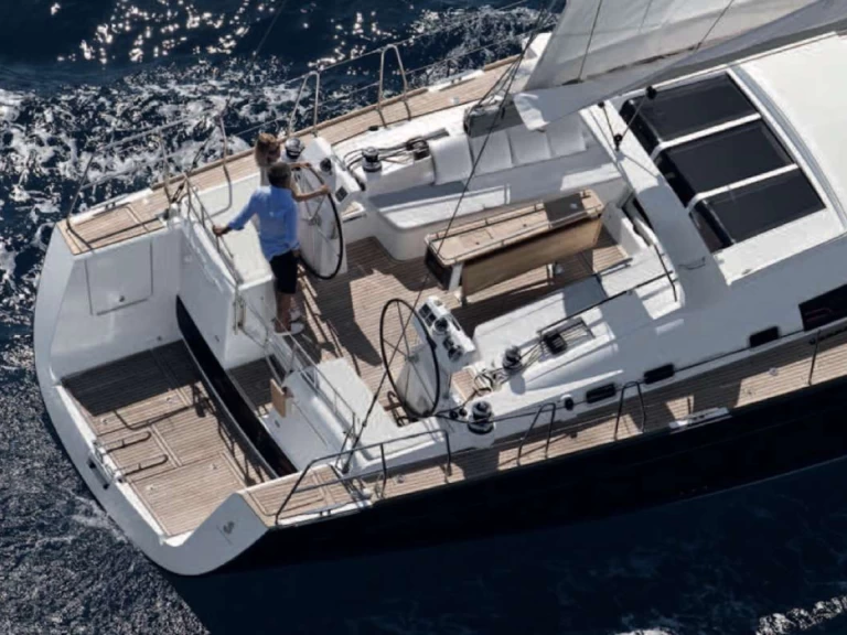 Alquiler de embarcaciones Bénéteau Venus enDidim en Samboat