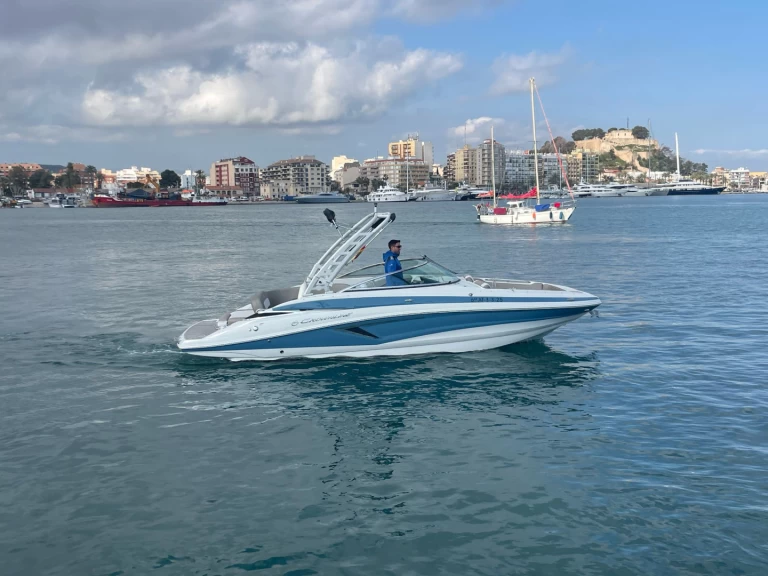 Alquiler Lancha Crownline con o sin  título de navegación