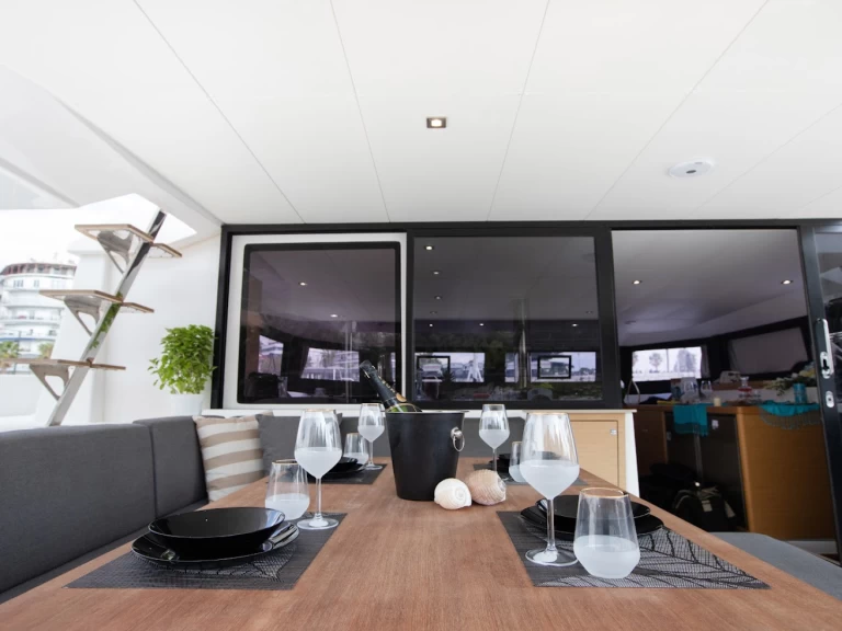 Alquiler de Catamarán, con o sin patrón Dufour Álimos