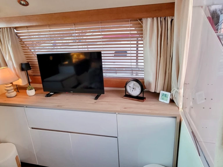 Alquiler de Lancha, con o sin patrón Guy Couach Sainte-Marie-la-Mer