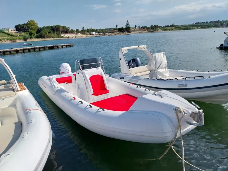 Alquiler de Kardis TATANKA 7.0 en Siracusa