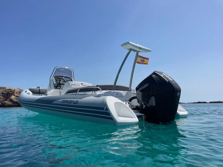Alquiler de embarcaciones Grand Boats Golden Line G650LF enPuerto de Mahón en Samboat
