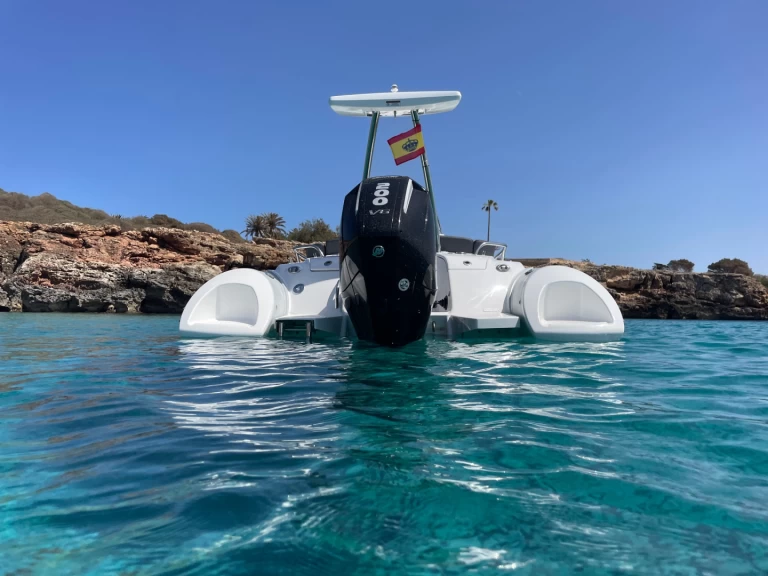 Alquiler de Neumática, con o sin patrón Grand Boats Puerto de Mahón