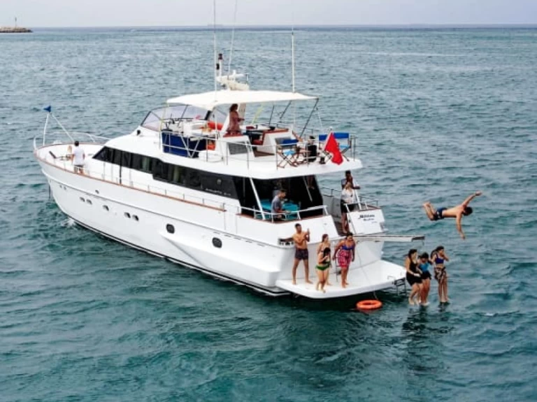 Alquiler Yate de lujo en Tanger-Assilah - Baglietto Baglietto 24