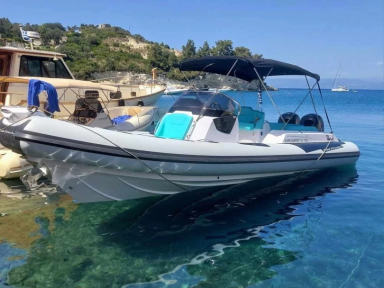 Ranieri cayman 27 de alquiler a Dassia