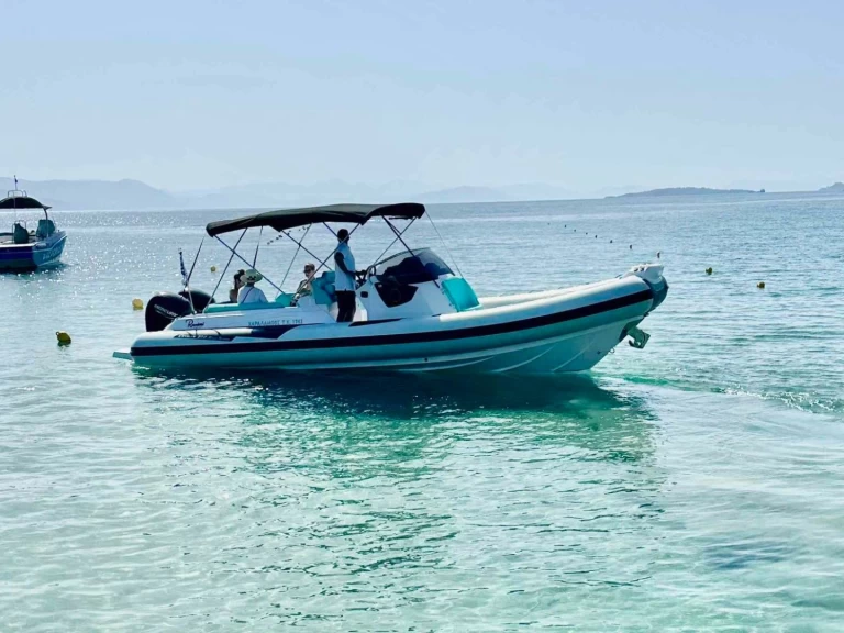 Alquiler Dassia - Ranieri cayman 27 en SamBoat