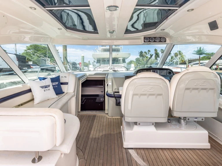 Alquiler de barcos Miami barato de Sea Ray 540 Sundancer