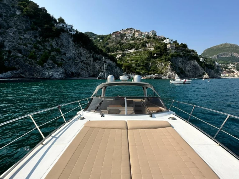 Alquiler de embarcaciones Rizzardi CR TOP DAY 45 enGallipoli en Samboat