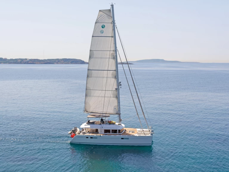 Alquiler de barcos Marina (Ciudad) barato de Lagoon 560