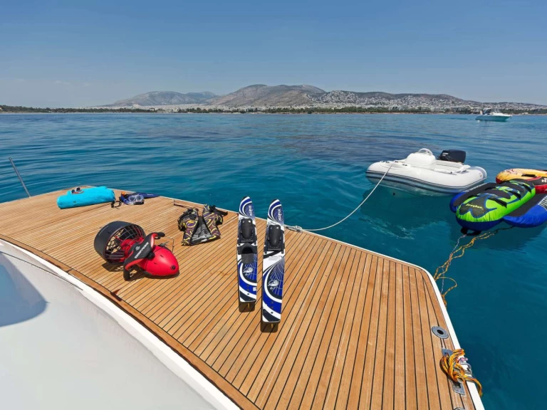 Alquiler de embarcaciones Pershing Pershing 56 enÁlimos en Samboat