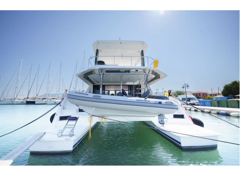 Lancha para alquilar Néa Péramos al mejor precio