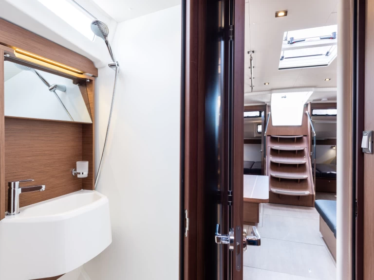 Alquiler Néa Péramos - Bénéteau Oceanis 51.1 en SamBoat