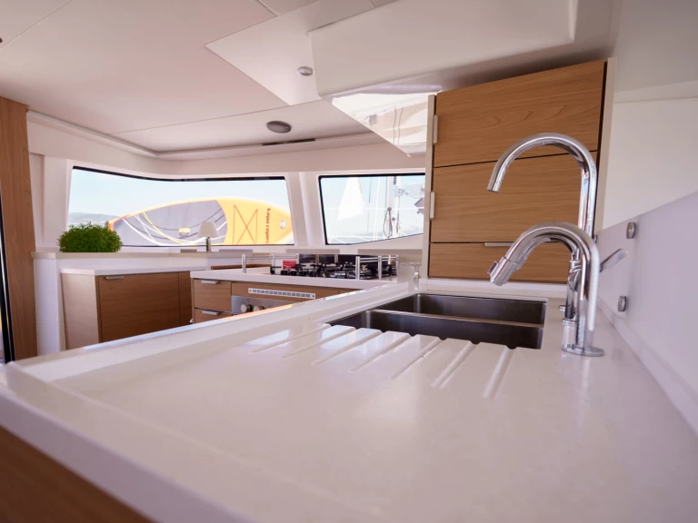 Alquiler de barcos Néa Péramos barato de Bali 4.8