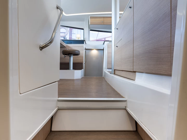 Alquiler de embarcaciones Bali Bali 4.1 enNéa Péramos en Samboat