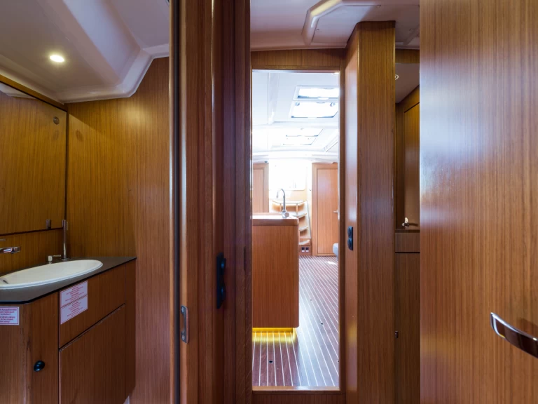 Velero para alquilar Néa Péramos al mejor precio