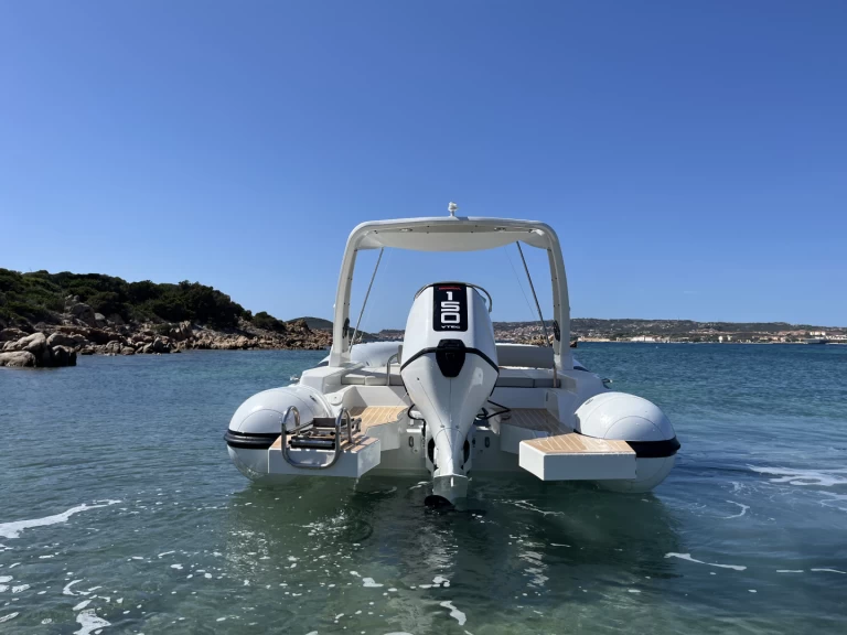 Alquiler Neumática Altamarea con o sin  título de navegación