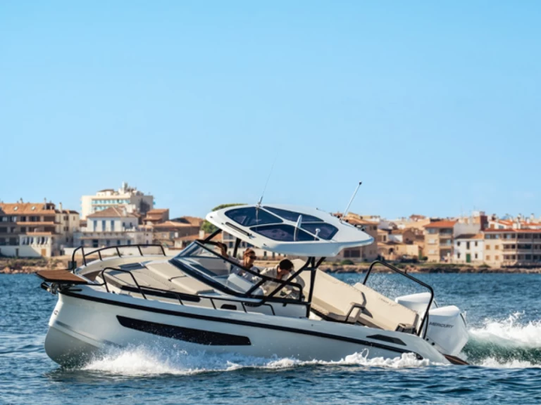 Alquiler de Navan S30 en Port of Cannigione