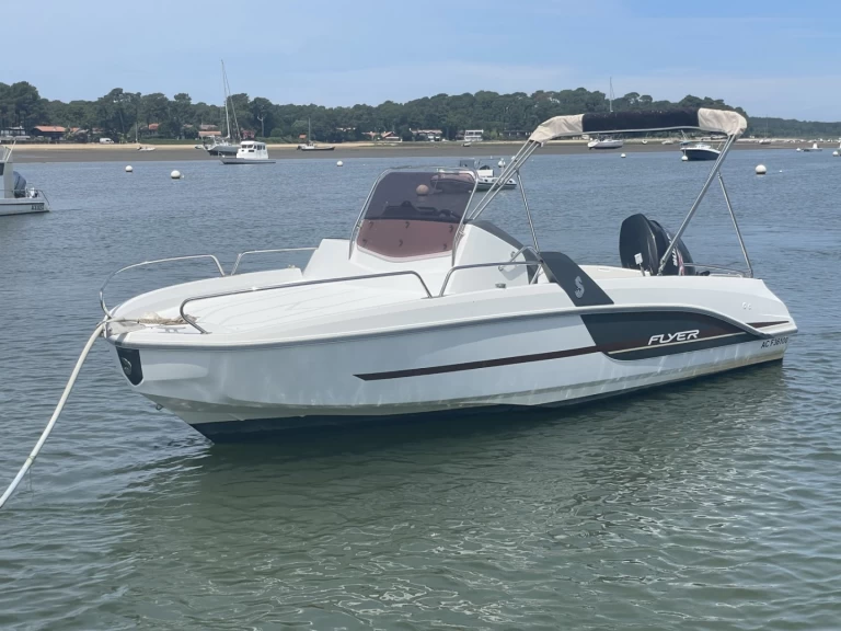 Alquiler de Bénéteau Flyer 6 en Saint-Raphaël