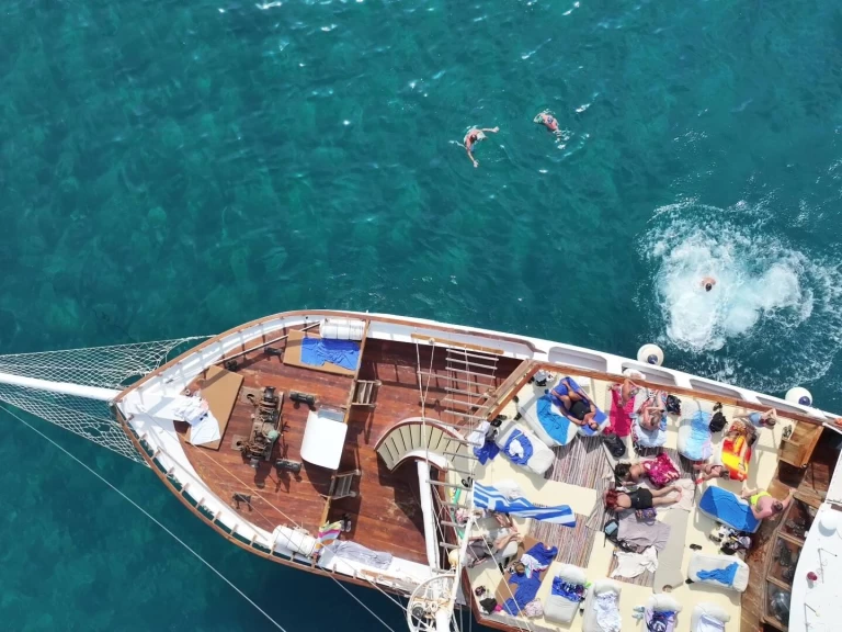 Alquiler de barcos Rhodes (Ciudad) barato de Greek Wooden Gulet