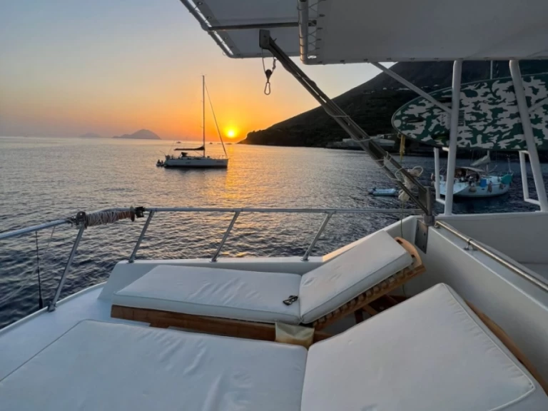 Alquiler Lancha en Palermo - CL Marina Europa 12