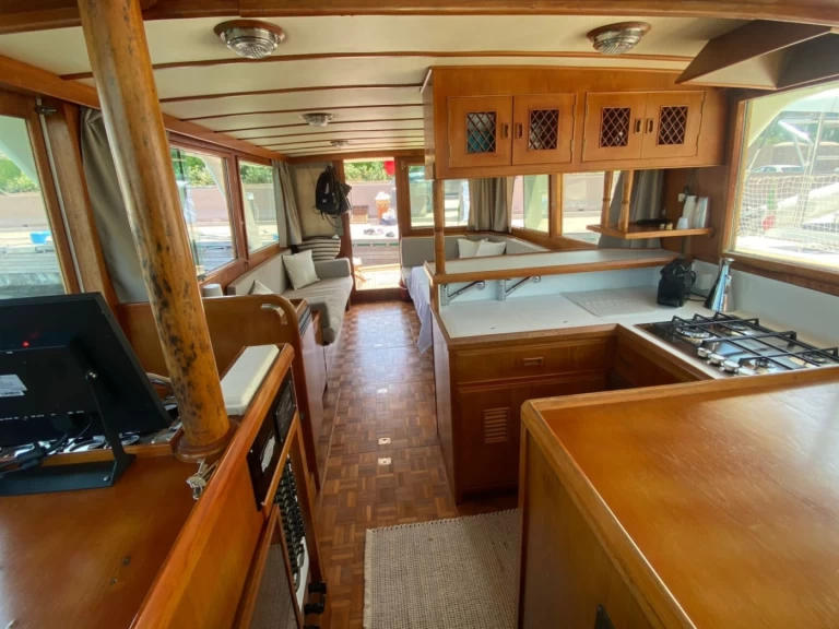 Alquiler de Lancha, con o sin patrón CL Marina Palermo