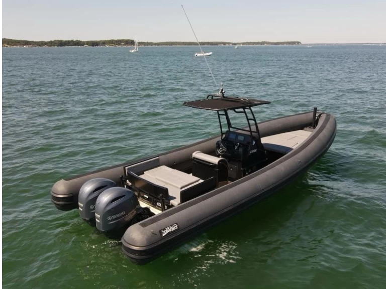 Alquiler de Neumática, con o sin patrón SeaWater Grand Piquey