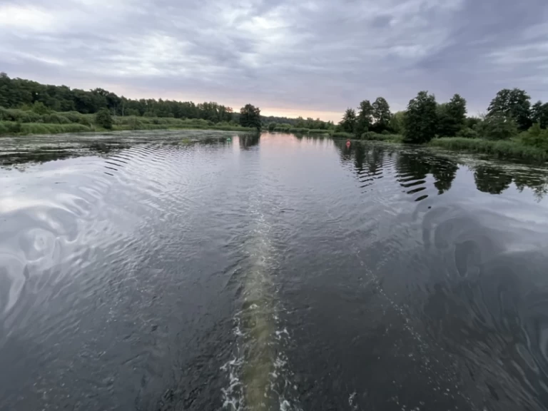 Alquiler de Casa flotante, con o sin patrón RB2 Demmin
