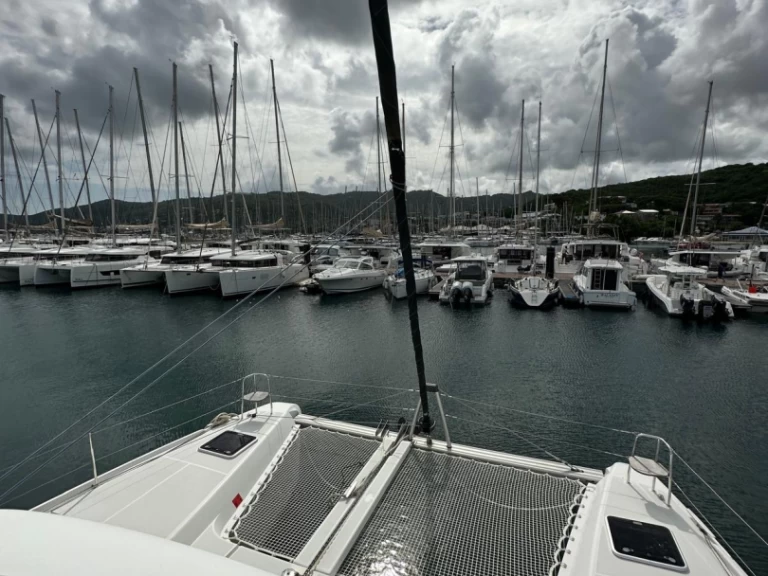 Alquiler de Lagoon Lagoon 42 en Le Marin