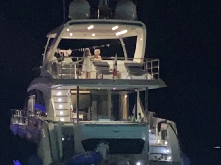 Alquiler Yate de lujo Absolute Yachts con o sin  título de navegación