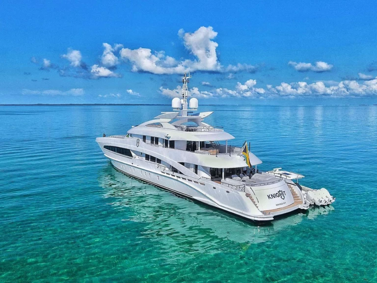 Alquiler Yate de lujo Heesen con o sin  título de navegación