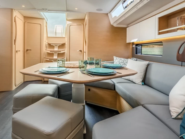 Alquiler de Velero, con o sin patrón Dufour Rostock