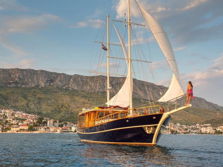 Unknown M/S Altair de alquiler a Split