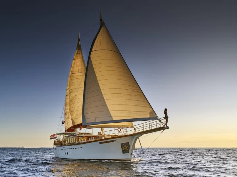 Velero para alquilar Split al mejor precio