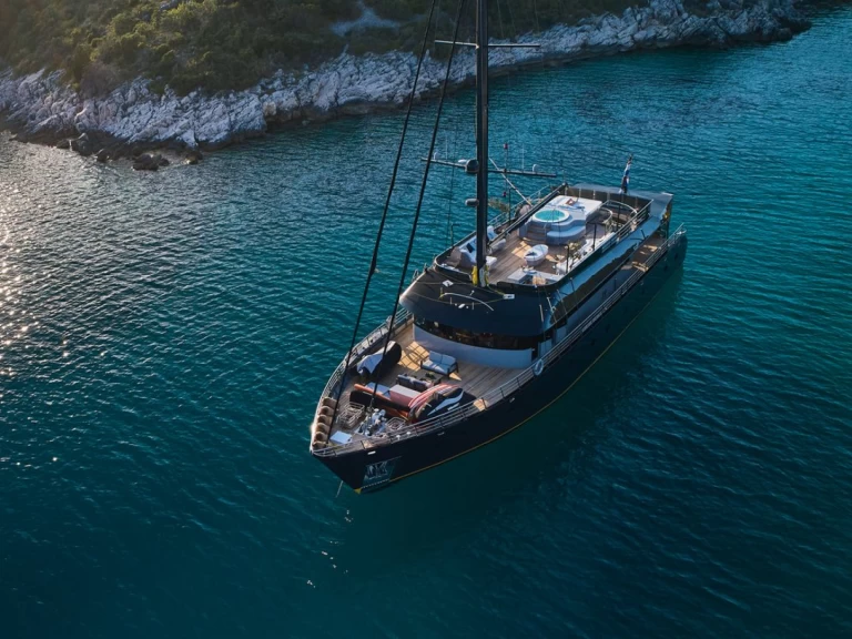 Alquiler de barcos Split barato de M/S Rara Avis