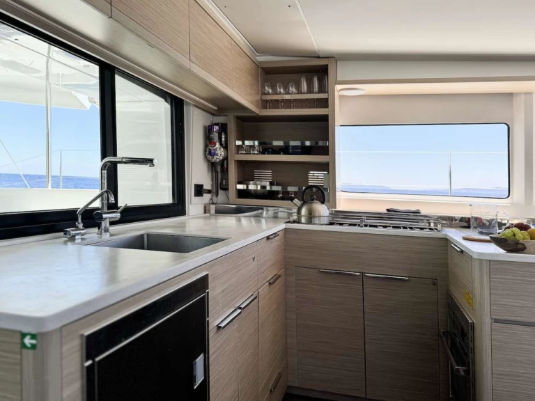 Alquiler Yate de lujo en Provenza-Alpes-Costa Azul - Lagoon YOFF