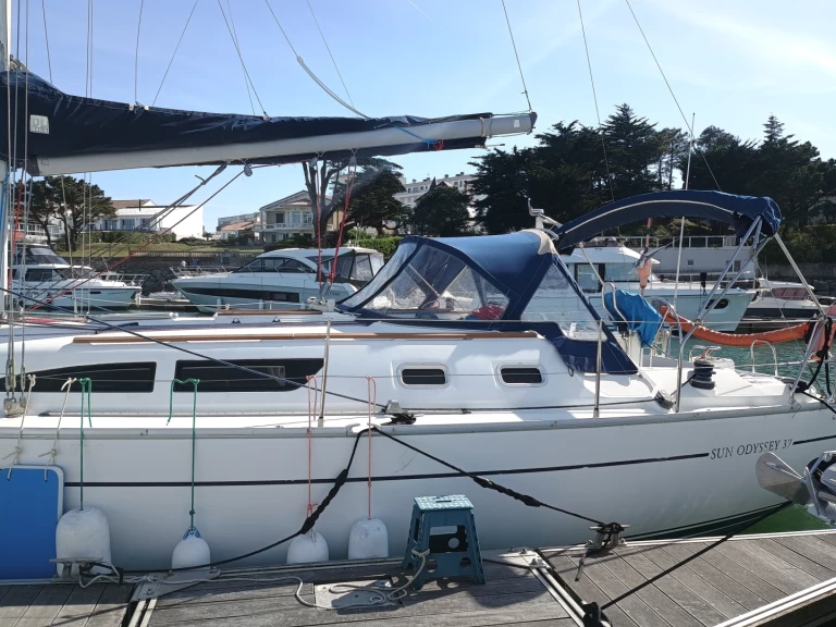 Jeanneau Sun Odyssey 37 de alquiler a Saint-Gilles-Croix-de-Vie