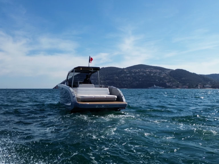 Alquiler de barcos La Napoule barato de escape 30