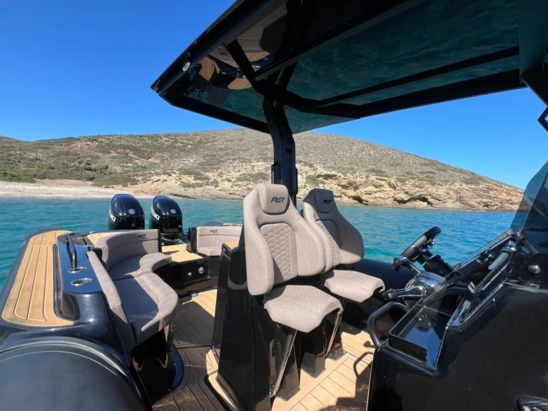 Alquiler de Fost Matrix 32 en Serifos