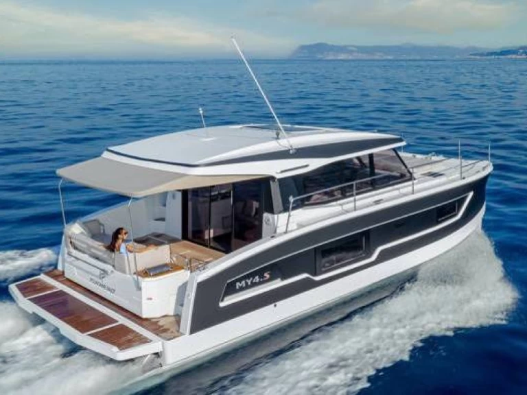 Alquiler de embarcaciones Fountaine Pajot Fountaine Pajot MY4.S enLávrio en Samboat